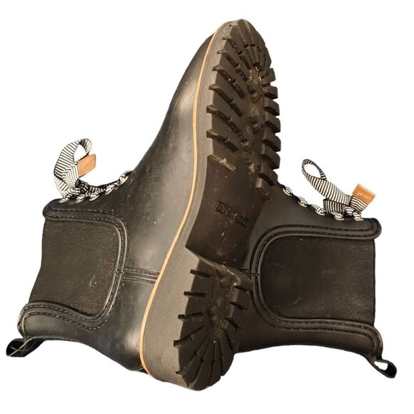 Bernardo Woman's‎ Black Ankle Lace Up Boots Size 7 - Picture 6 of 8